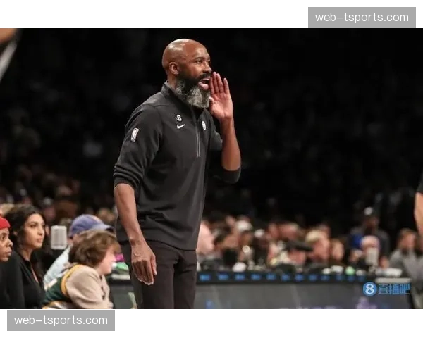 官方：篮网主帅雅克-沃恩下课，球队总经理肖恩-马克斯将暂时兼任主帅至赛季结束
